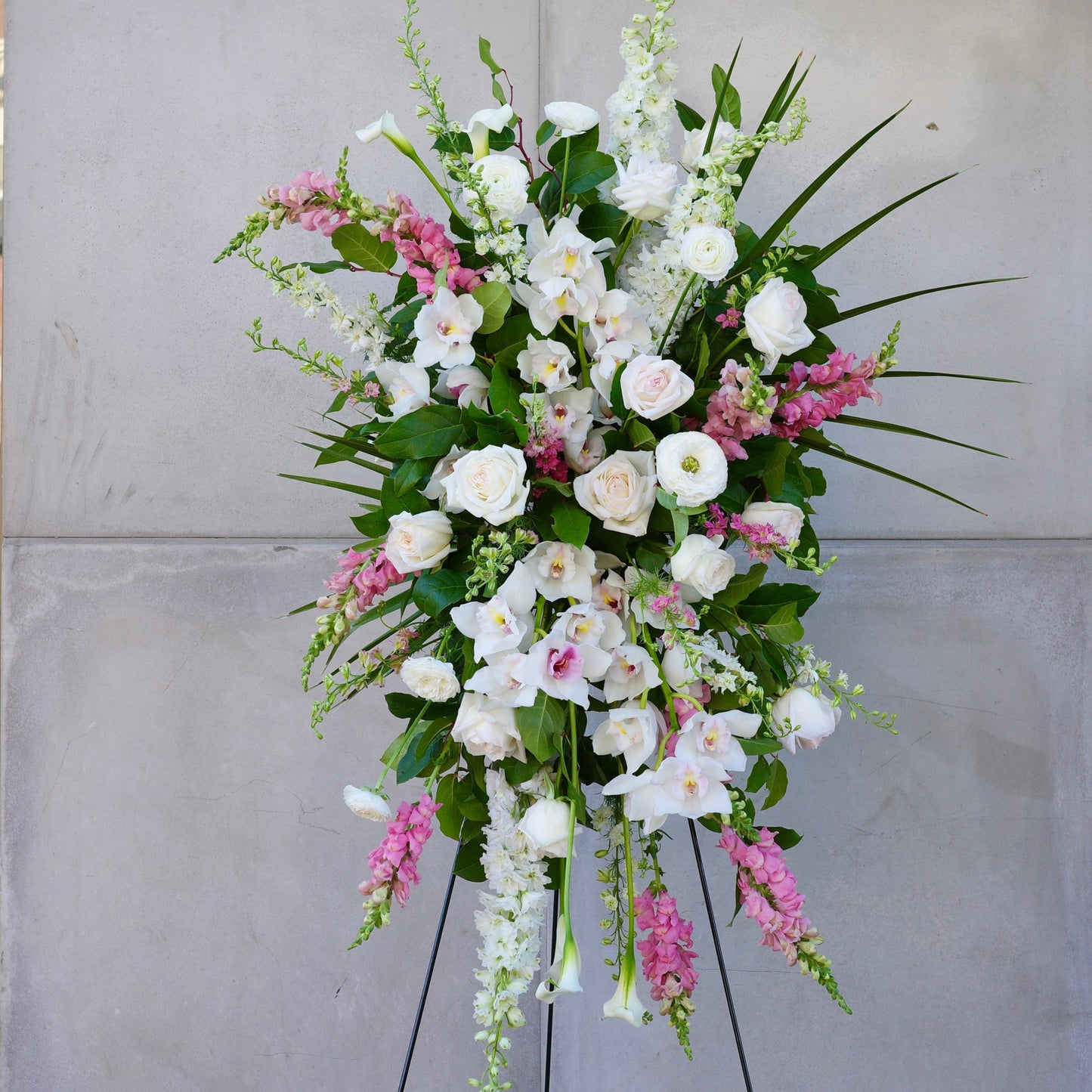 Soft Orchid garden spray