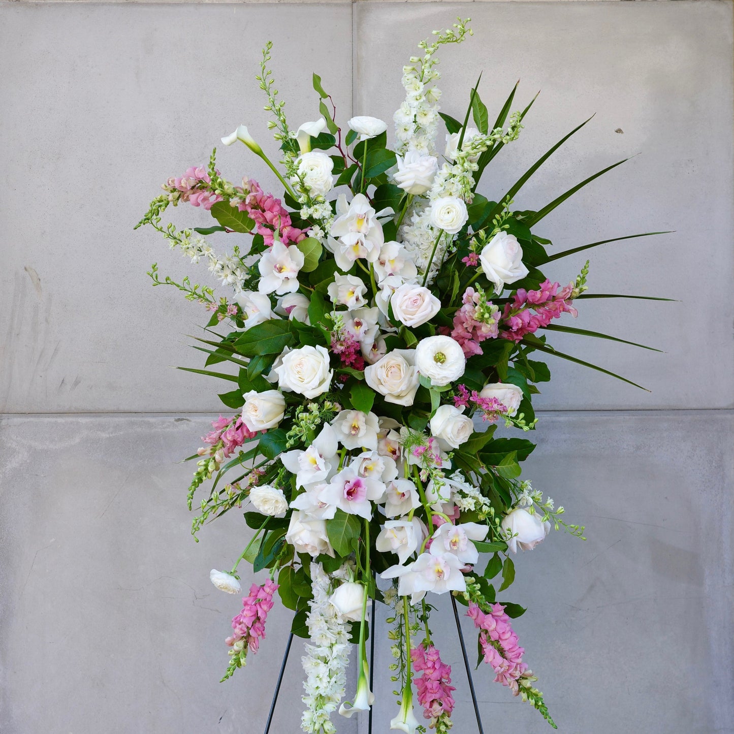 Soft Orchid garden spray